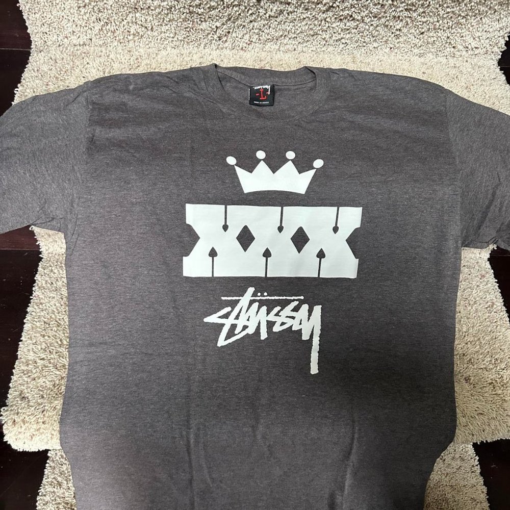 NWOT Stussy T-Shirt Size Large.